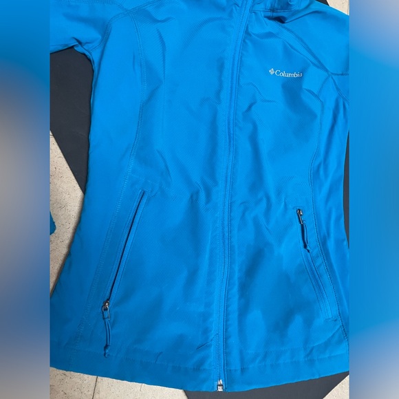 Women’s Columbia Blue Hooded Rain Jacket, XS - Picture 7 of 13